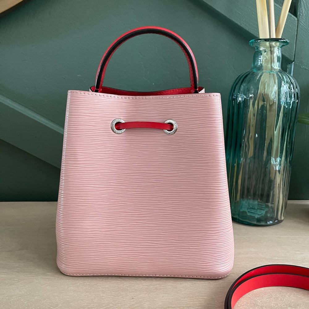 Louis Vuitton NeoNoe BB Epi Rose Pink Satchel Bag - Picture 2 of 16